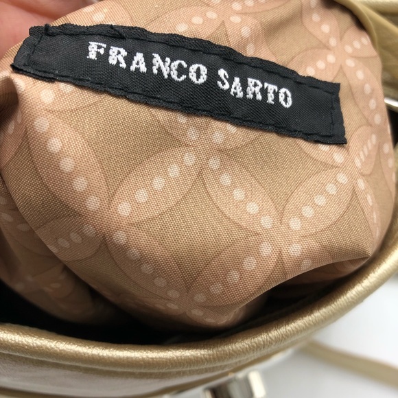 FRANCO SARTO NEW MESSENGER PURSE WITH BEAUTIFUL INTERIOR & VEGAN LEATHER - Picture 7 of 16